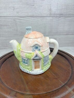 Alex & Ivy Vintage Cottage Decorative Tea Pot Ceramic Cottagecore Grandmacore
